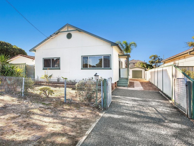 2 Bullion Street, Umina Beach NSW 2257