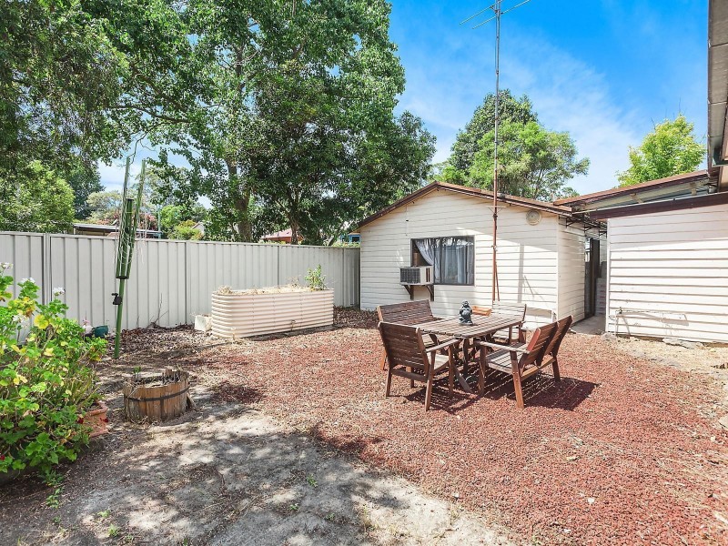12 Parkhill Road, Wyoming NSW 2250