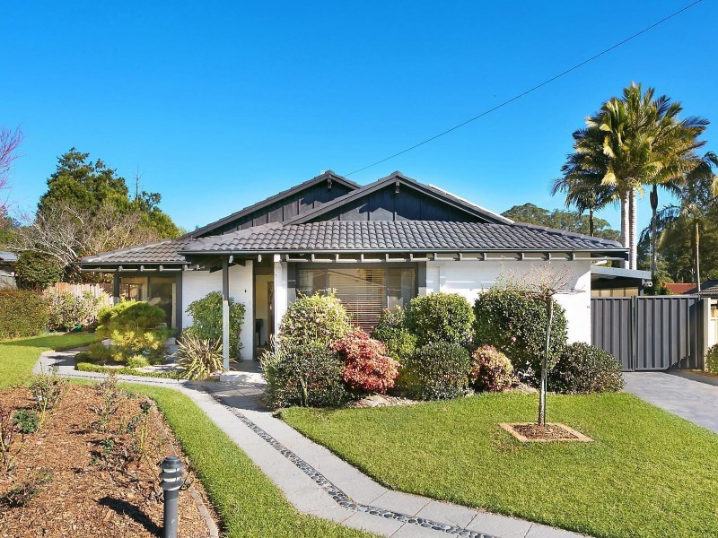 16 Crestwood Avenue, Niagara Park NSW 2250