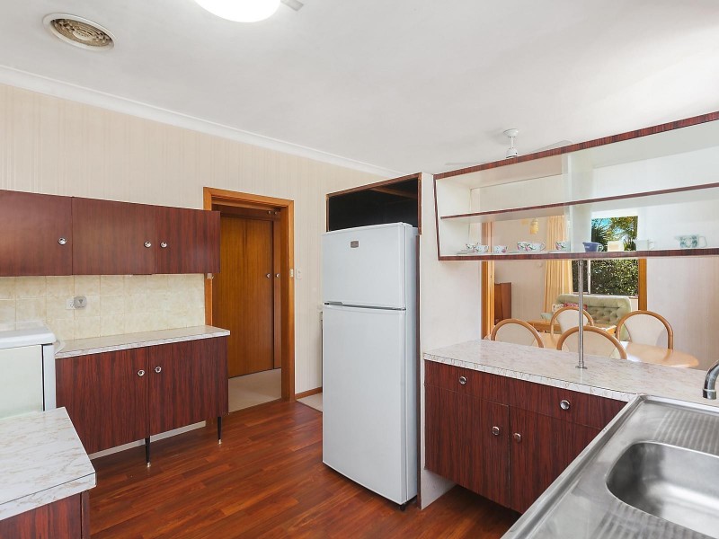 1 Spinnaker Avenue, Tascott NSW 2250