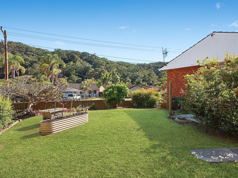 1 Spinnaker Avenue, Tascott NSW 2250