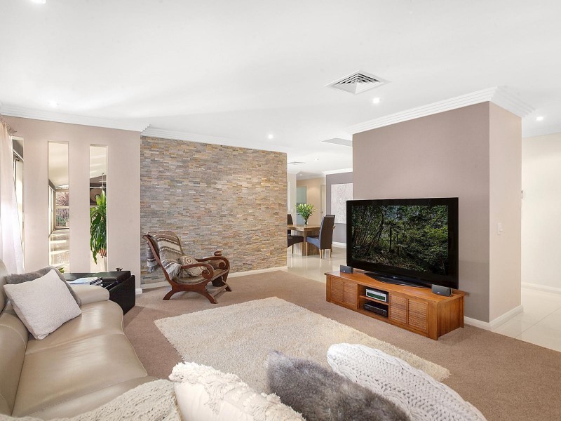 32 Walmsley Road, Ourimbah NSW 2258