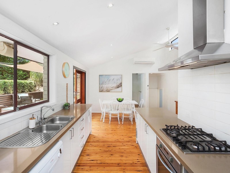 13 Hamilton Close, Niagara Park NSW 2250