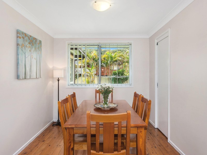 5 The Broadwaters, Tascott NSW 2250