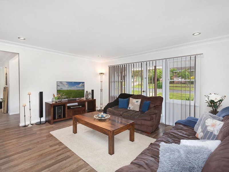 72 Bourbon Street, Wyoming NSW 2250