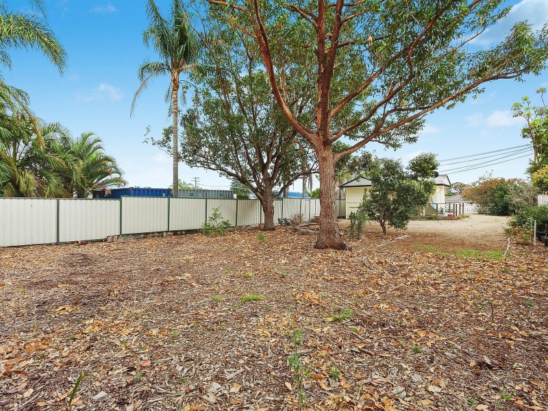 15 Dwyer Avenue, Woy Woy NSW 2256