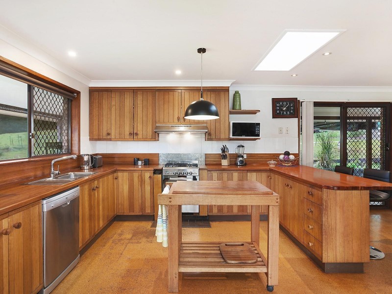 168 Pacific Highway, Ourimbah NSW 2258