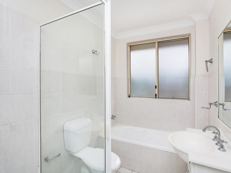 6/35 Central Coast Highway, West Gosford NSW 2250