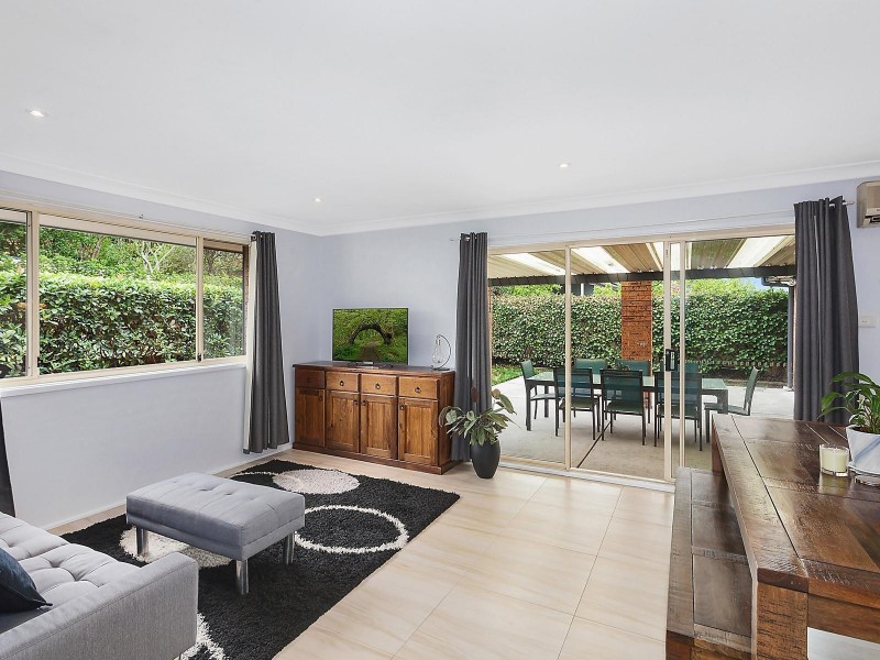 27 Conroy Crescent, Kariong NSW 2250