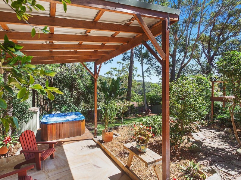 61 Ridgway Road, Avoca Beach NSW 2251