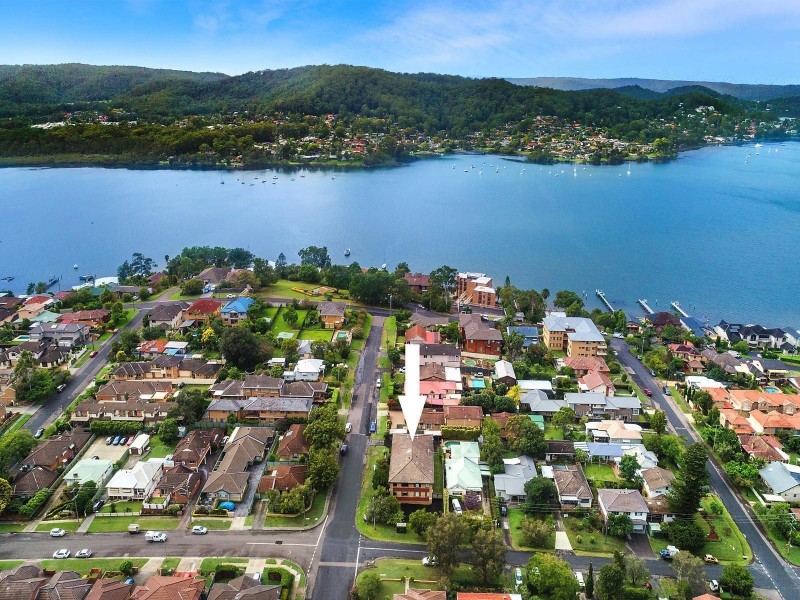 4/27 George Street, East Gosford NSW 2250