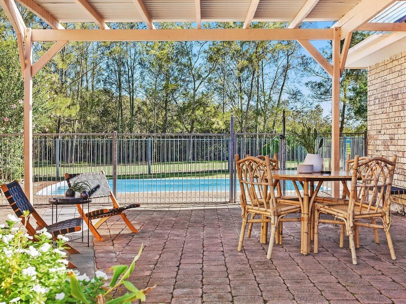 31 Bayline Drive, Point Clare NSW 2250
