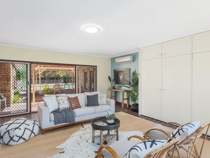 31 Bayline Drive, Point Clare NSW 2250