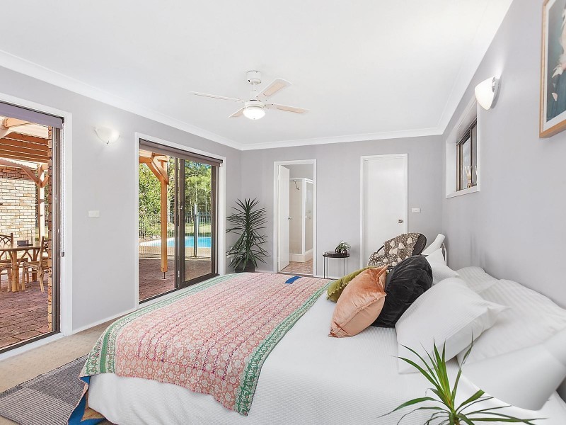 31 Bayline Drive, Point Clare NSW 2250