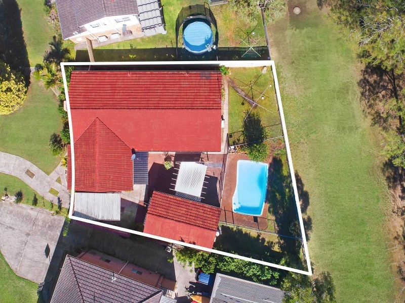 31 Bayline Drive, Point Clare NSW 2250