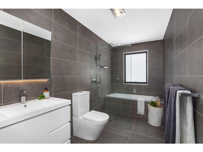 1A Adelaide Street, East Gosford NSW 2250