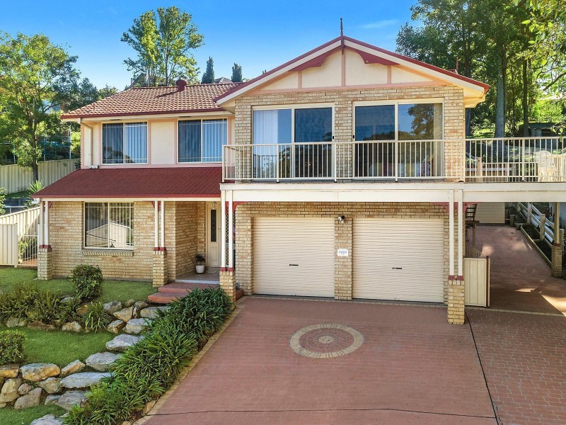 13 Watergum Place, Springfield NSW 2250