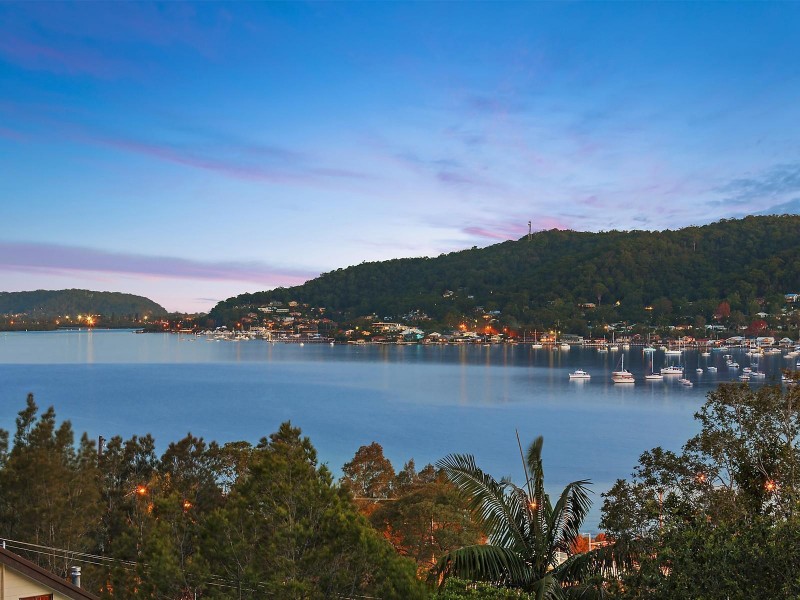 2 Bluefish Crescent, Tascott NSW 2250