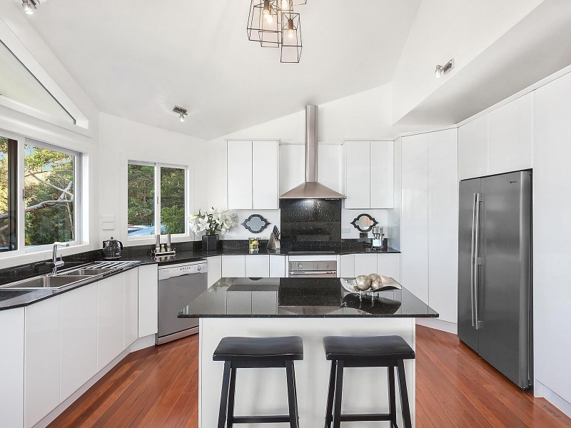 2 Bluefish Crescent, Tascott NSW 2250