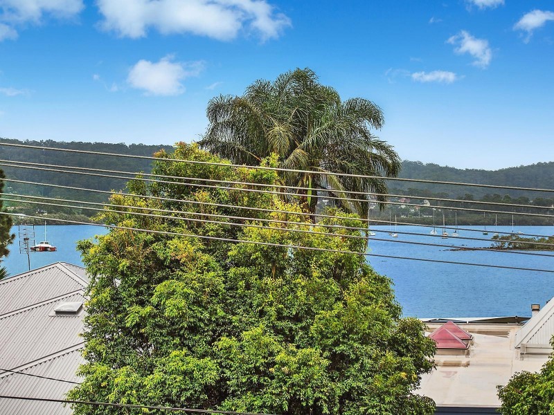 12 Bayside Drive, Green Point NSW 2251