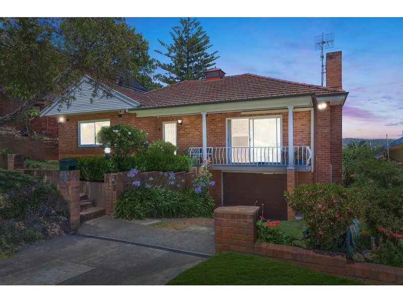 9 Bay View Avenue, East Gosford NSW 2250