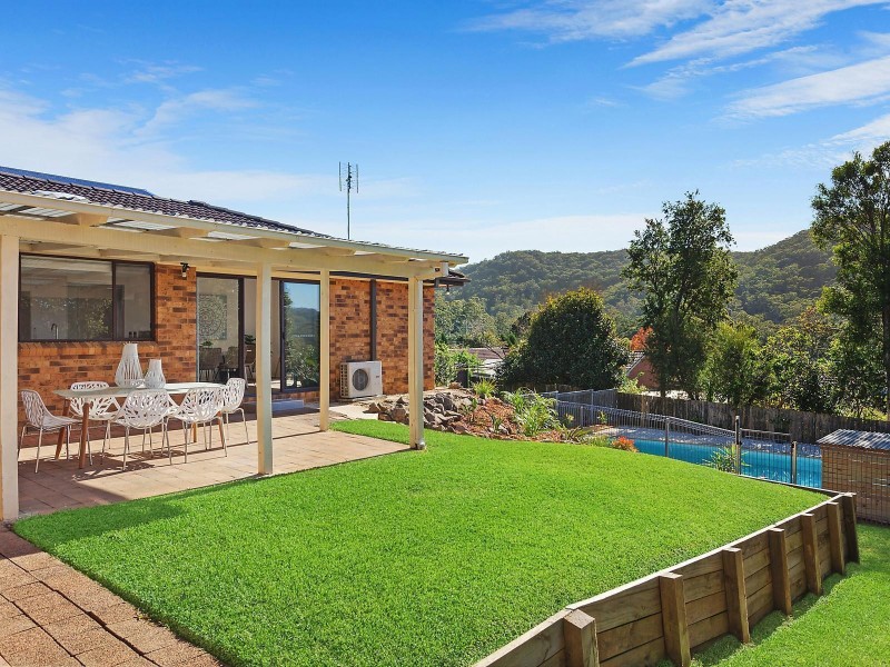 6 Treeline Close, Narara NSW 2250