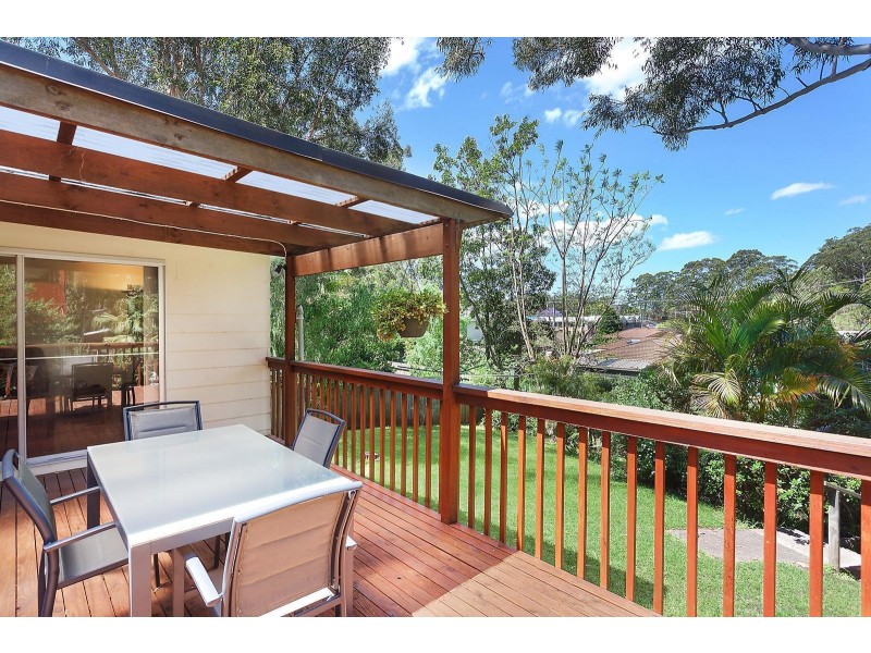 3 Coral Tree Place, Point Clare NSW 2250