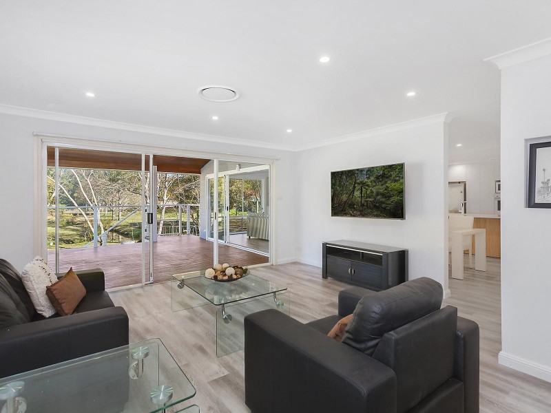 7 Mannings Road, Lisarow NSW 2250