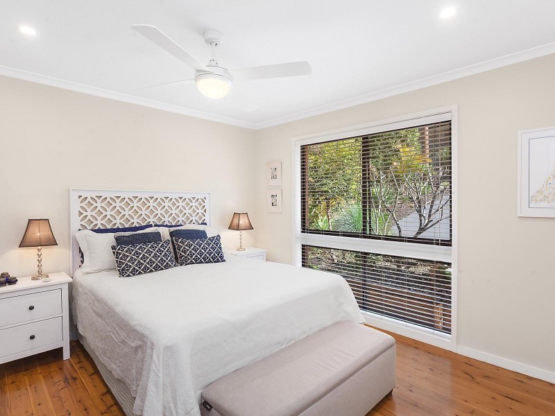 13 Nari Avenue, Point Clare NSW 2250