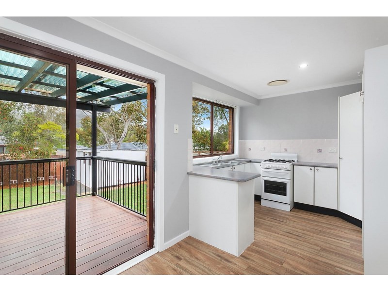 14 Rain Forest Road, Wyoming NSW 2250