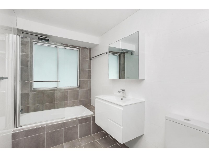 14 Rain Forest Road, Wyoming NSW 2250