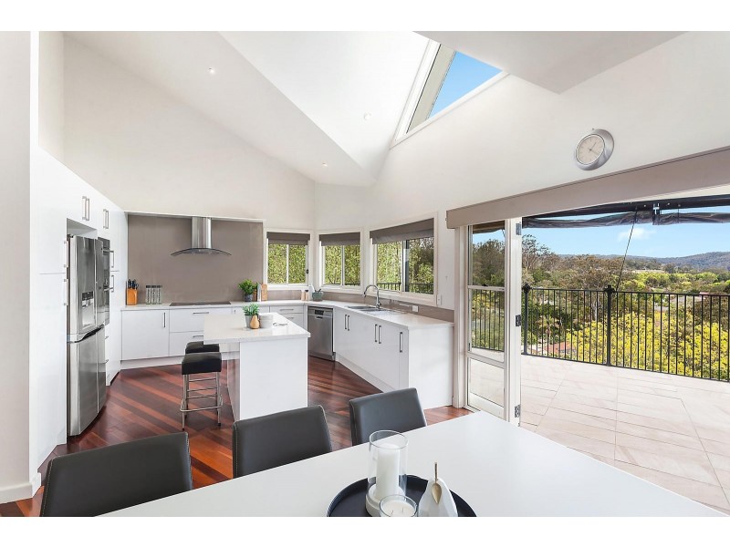 12 Old Farm Place, Ourimbah NSW 2258