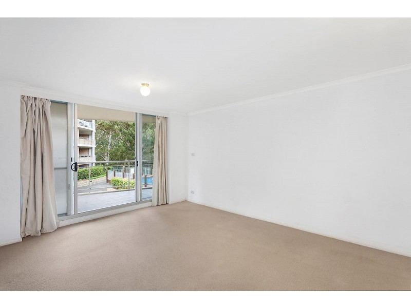 104/80 John Whiteway Drive, Gosford NSW 2250