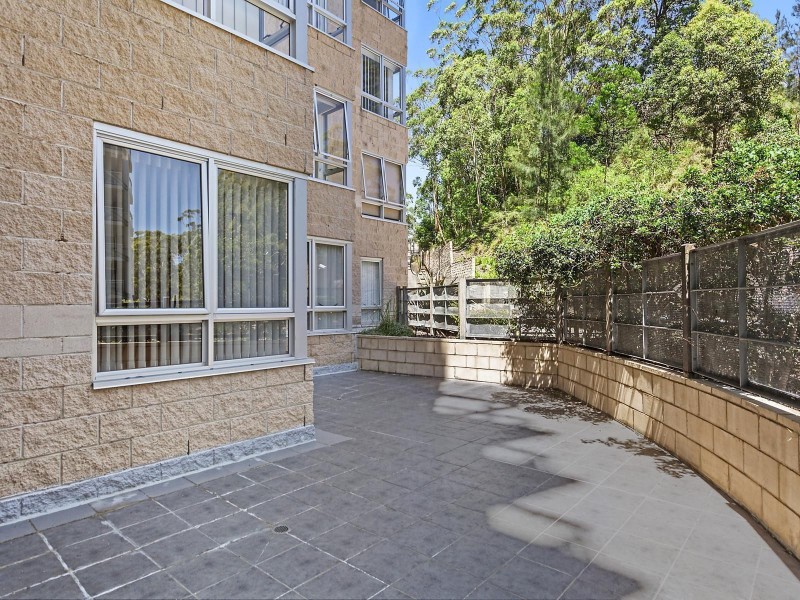 104/80 John Whiteway Drive, Gosford NSW 2250