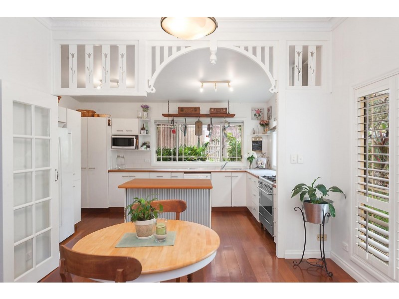 20 Darryl Road, Wyoming NSW 2250