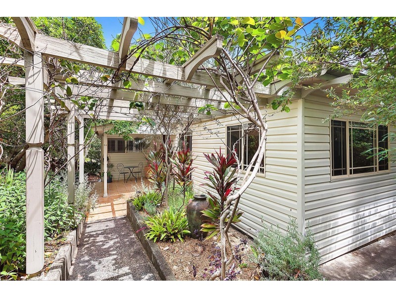 20 Darryl Road, Wyoming NSW 2250