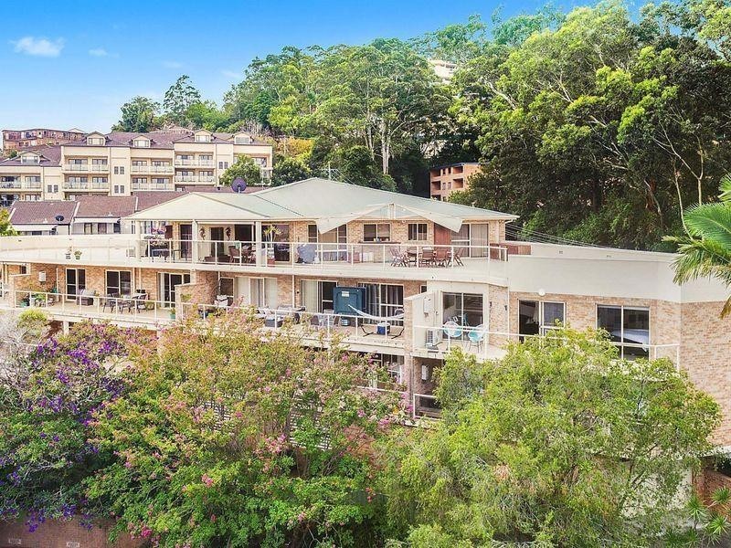 11/2 Mulkarra Avenue, Gosford NSW 2250