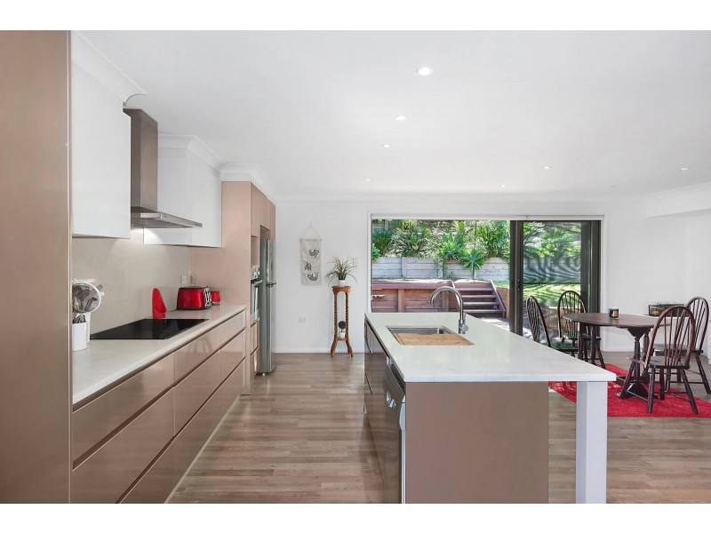 21 Pinetop Avenue, Narara NSW 2250