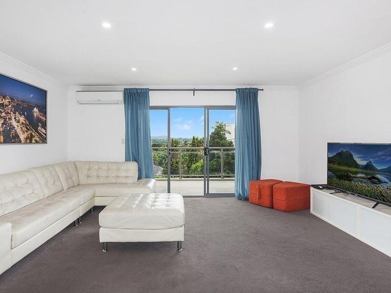 4/71 Faunce Street, Gosford NSW 2250