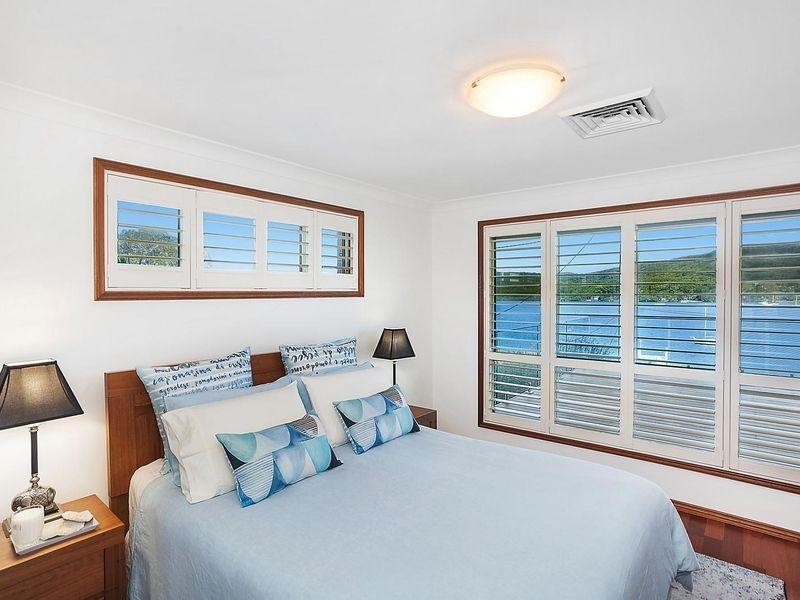 22 Wharf Street, East Gosford NSW 2250