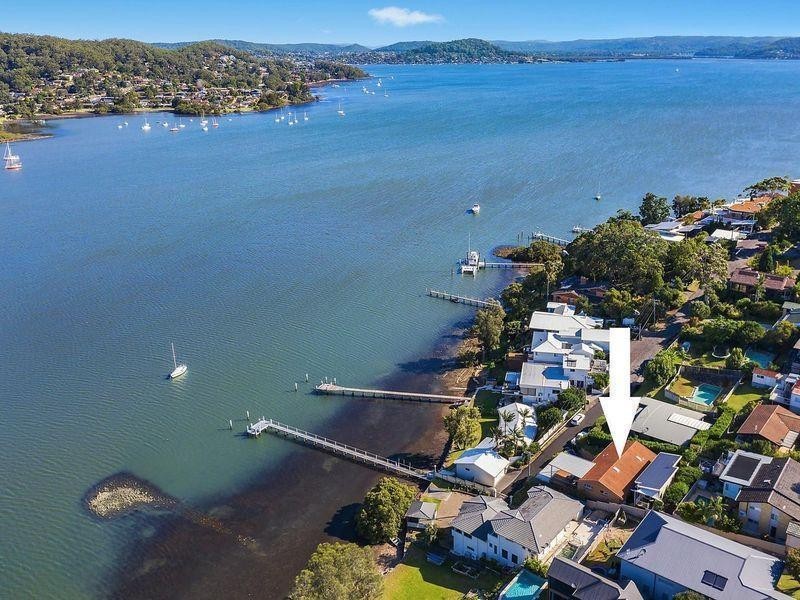 22 Wharf Street, East Gosford NSW 2250