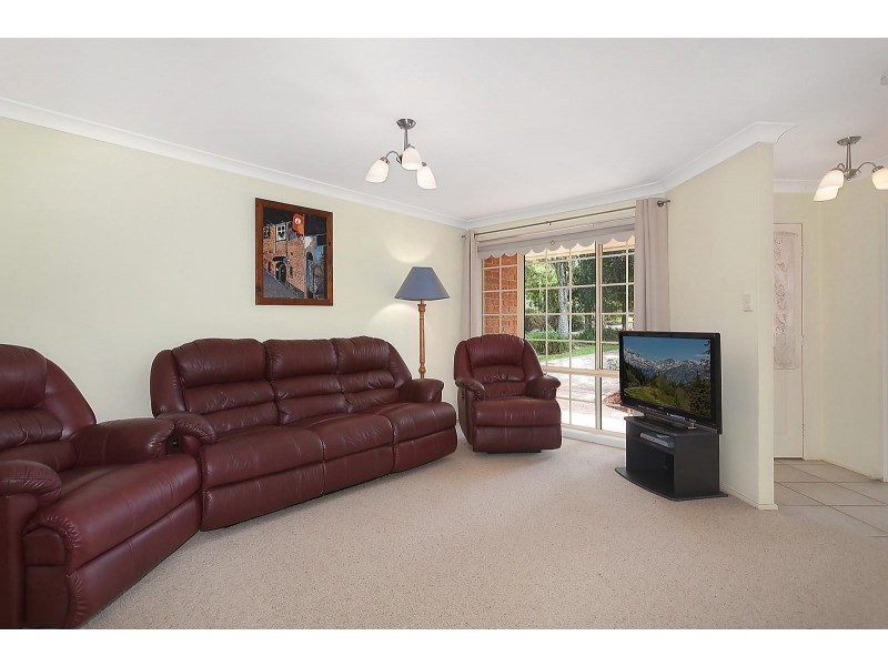 10 Tallowood Crescent, Ourimbah NSW 2258