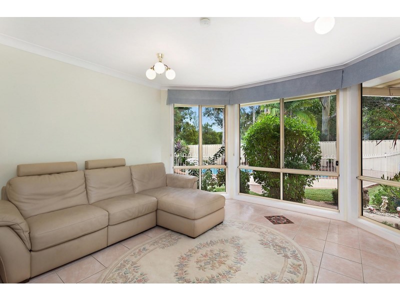 10 Tallowood Crescent, Ourimbah NSW 2258