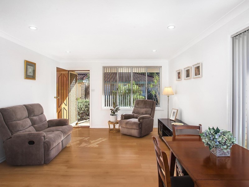 11/205A Albany Street, Point Frederick NSW 2250