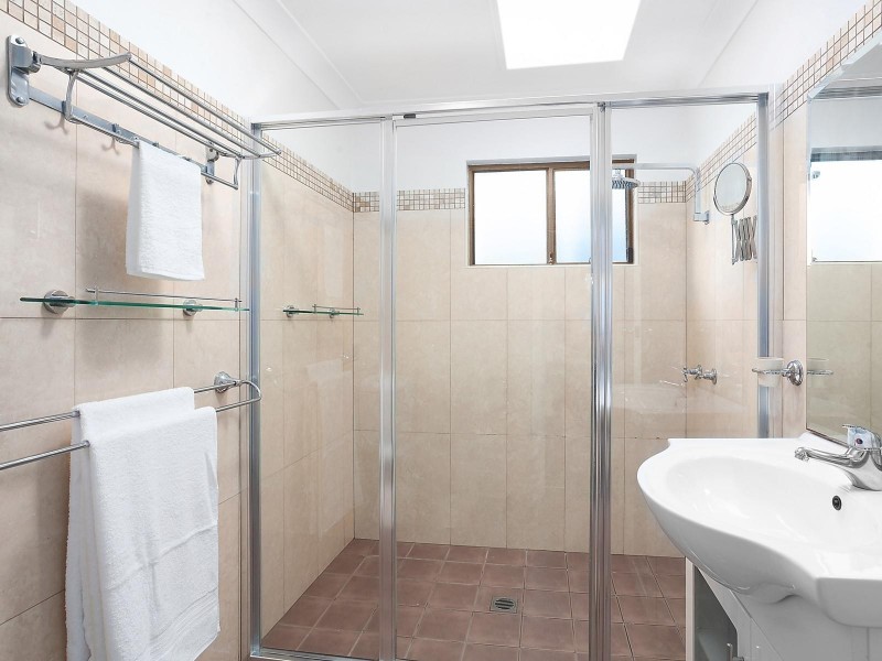 5 Rubie Crescent, East Gosford NSW 2250