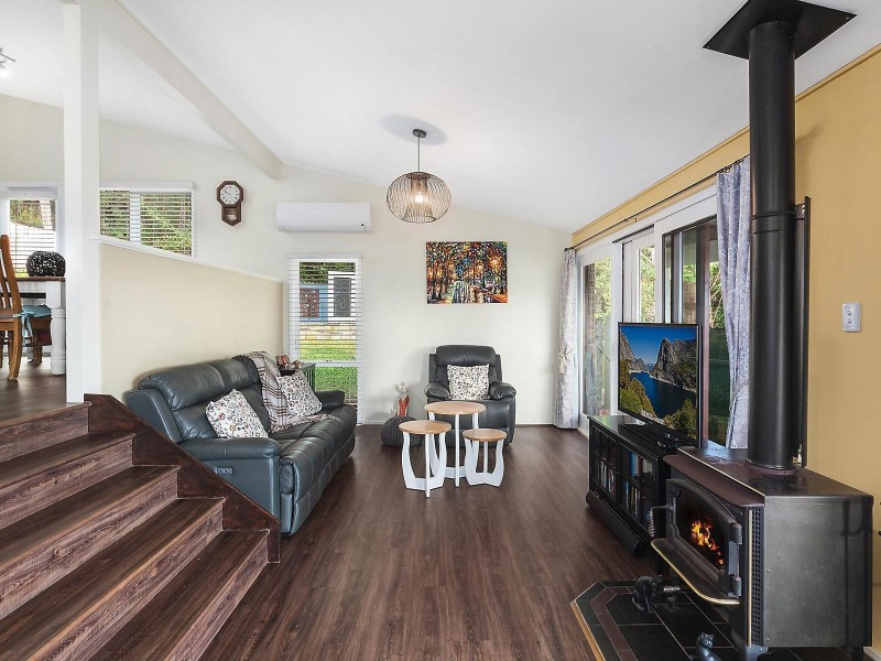 15 Beveridge Drive, Green Point NSW 2251