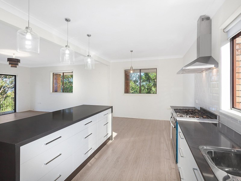 71 Bay View Avenue, East Gosford NSW 2250