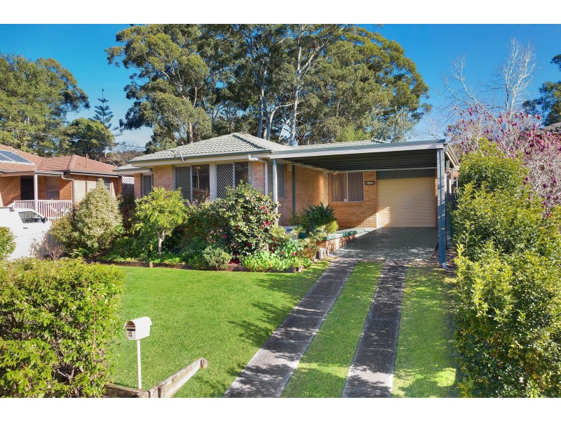 5 Wendy Drive, Point Clare NSW 2250