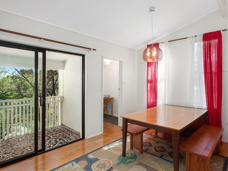 73 Bay View Avenue, East Gosford NSW 2250