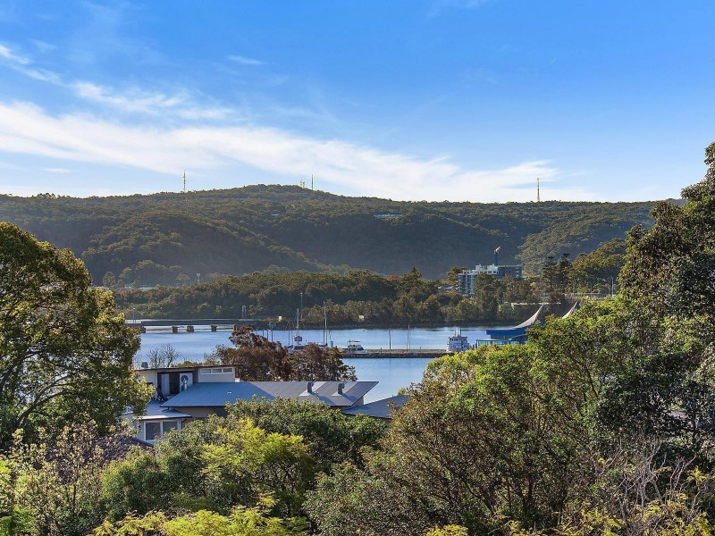 205/148A Albany Street, Point Frederick NSW 2250